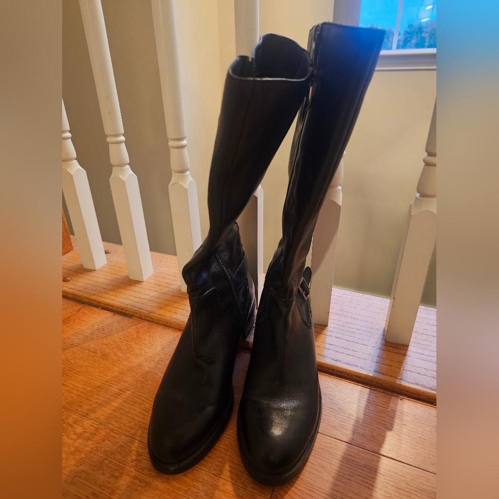 Black Knee-High Women's Boots
